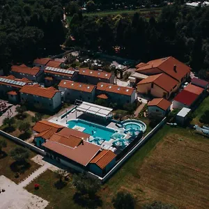 3* Pribjeći Resort Zatisje